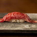 Red meat nigiri