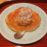 銀座 しのはら - 蟹の蒸し寿司 あん肝に挟んで1