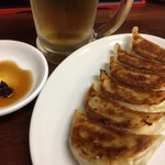 ラーメン神山 - H.29.11.26.昼 ビールセット：生ビール+ギョーザ 500円税込