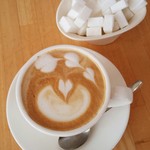 カフェモ・ルタオ - カフェラテ（ＨＯＴ）456円　2018/03