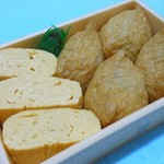 美濃吉 - いなり寿司と出し巻き弁当　９７２円