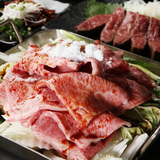 Exquisite! “Tecchan nabe” with luxurious Japanese black beef