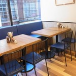 スパゲティながい - 新装テーブル席