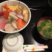 鮨 えい輝 - 特選ちらし寿司@1,500円