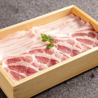 Carefully selected brand pork ``Sanroku pork from Kirishima''