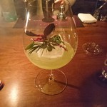 ベンフィディック - 早朝の雑木林の匂い