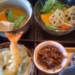かごの屋 - 焚き合わせ・サラダ・天麩羅・キンピラ・胡麻豆腐