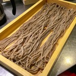 博多串焼き バッテンよかとぉ - “板そば”の別アングル。