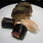 本濱 - まぐろとウニの海苔巻き＆さごちの棒寿司