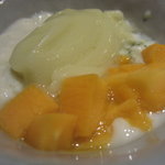 本濱 - 牛乳玄米ゼリー　マンゴーとメロン１