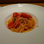ラ キュイジーヌ ド カワムラ - 雲仙トマトのパスタ