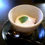 御食事処 山椒 - べつばら（苺のマスカルポーネ）