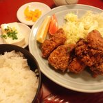 新橋 山田屋 - 鶏の唐揚定食全景