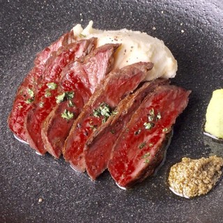 【常に新しいメニューを研究しています】