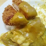 確り豚肉が入ったポークカレー！