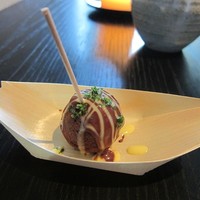 ラ・ボンヌターブル - 