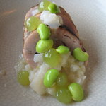 ごはん屋 今ここ - 宮崎地鶏とふきを、枝豆、ぶどう、辛味大根のジュレで