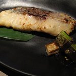 五穀 - 真鯛の京粕漬け焼きと肉豆腐定食