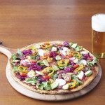 ASICS CONNECTION TOKYO - ビールと一緒に野菜たっぷりの「ヴィーガンピッツァ」はいかがですか。