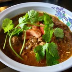 スプーンソング - 【辛さ15倍】チキンと香菜の、香味のマサラ(小辛～)/1,100円