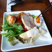 The lounge on the water - 母のバイキング料理