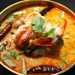 Soup is an essential part of the Thai diet! Spicy tom yum goong♪