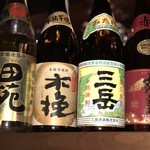 Motsunabe Rokkasha - もつ料理には、やはり焼酎ですよね。