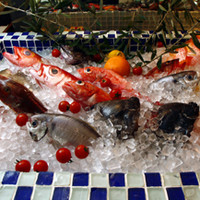 ■PESCE INTERO 丸ごと鮮魚のメイン料理■
