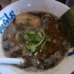 泡系しおとんこつラーメン べらしお - 俺のマー油とんこつ　2018-0216