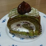 パティスリー アンシャンテ - 抹茶のロールケーキ