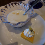 サイアムヘリテイジ東京 - タピオカミルク、マンゴープリン