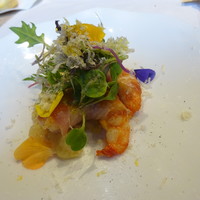 Jean-Georges Tokyo - ベーコンを巻いた海老のソテー 洋梨のマスタードソース