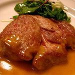 コンコンブル - 豚肩ロースのロースト ハーブのサラダ添え