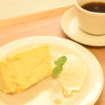 Wacca  - 米粉のシフォンケーキ
