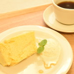 wacca  - 米粉のシフォンケーキ
