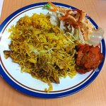 サガール - ビリヤニセットのビリヤニとチキンティッカ