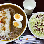 牛すじカレー 小さなカレー家 - 牛すじカレーとコールスロー