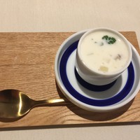 オルト - フォアグラのフランへしことビタミン大根入り酒かすソース