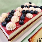 伊丹シティホテル - ブルーベリーフロマージュ＠ブルーベリーのコンフィチュールとフロマージュブラン