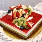 伊丹シティホテル - ひなムース＠ひし餅みたいな抹茶と苺のムース