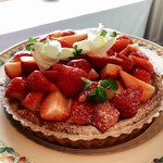 伊丹シティホテル - 苺のタルト
