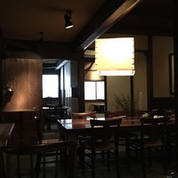蕎麦懐石 無庵 - 静かな店内