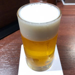 Ikinari Suteki - グラス生ビール 292円。