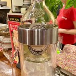 イタリアンバール ミーオ - 残りを保冷中。もちろん、この後飲みきった。