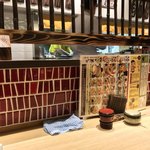 味奈登庵 - カウンター席はこんな感じ。