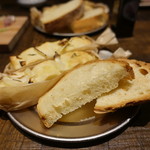 CINQUE IKARIYA - ☆パンの盛り合わせ＼(^o^)／☆