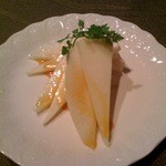 エピキュール ド ナガイ - ペコリーノチーズと洋梨、栗の蜂蜜