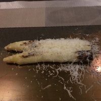 リナシメント - ホワイトアスパラガス 備長炭火焼き グラナパダーノ レモン香り