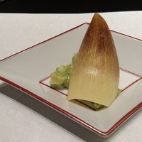 日本料理 大阪 浮橋(ホテルグランヴィア大阪) - 先付：竹の子木の芽和え　玉あられ