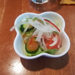 洋食屋 あかね屋 - ミニサラダは共通です